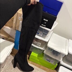 Steve Madden Elegant Black Over-the-Knee Boots